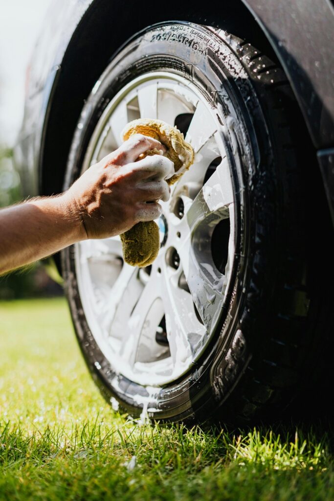 Wheel and Tire Cleaning-1